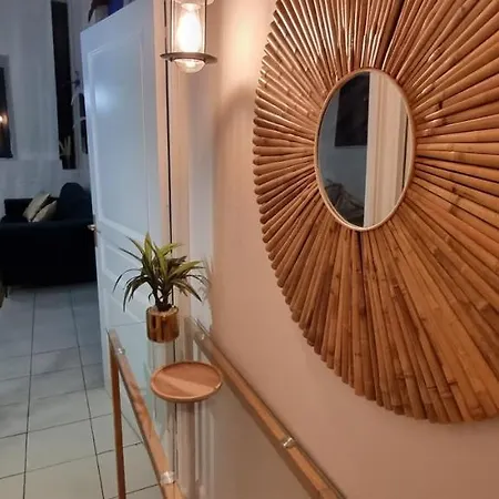 Apartment Le Tassigny, Duplex Superbe Vue Sur Les Quai, Centre Historique Sete