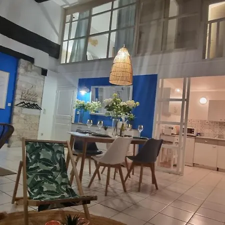 Le Tassigny, Duplex Superbe Vue Sur Les Quai, Centre Historique Apartament *