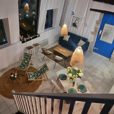 Le Tassigny, Duplex Superbe Vue Sur Les Quai, Centre Historique Appartamento