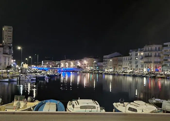 Le Tassigny, Duplex Superbe Vue Sur Les Quai, Centre Historique Apartment